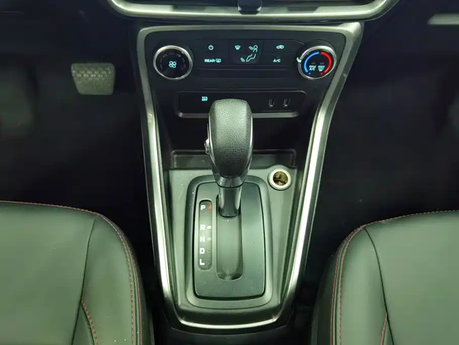 Ford EcoSport 2018 2018 1.5L Automatic Platinum Wing