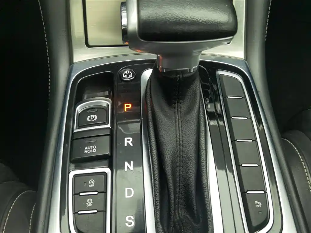 GAC Trumpchi Trumpchi GA8 2017 320T Premium Edition фото 13