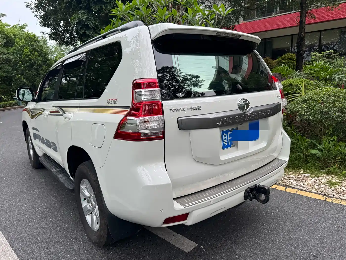 Фото 4 - Toyota Prado