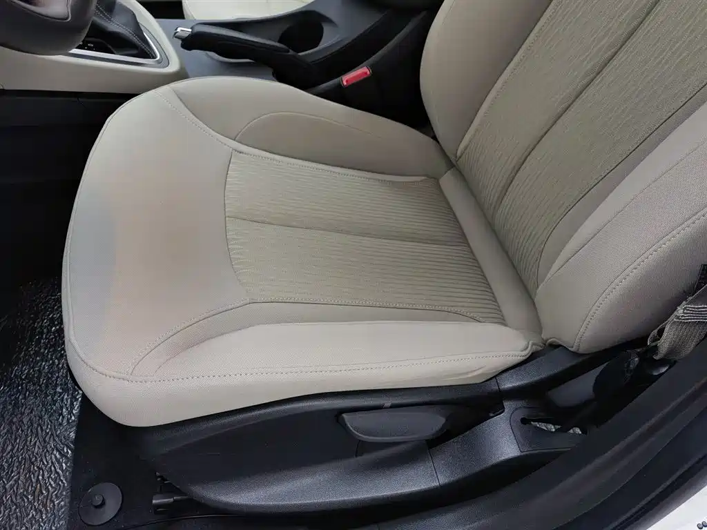 Buick Excelle 2018 15T DCT Progressive (China V) фото 20