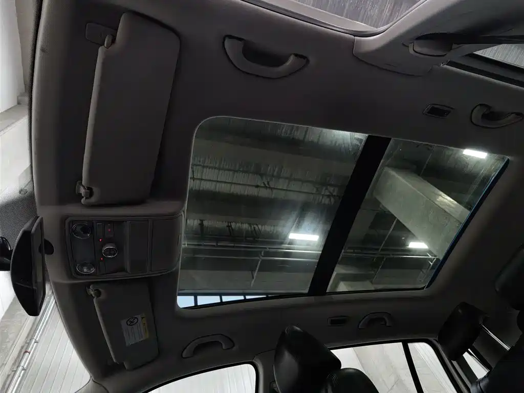 Volkswagen Tiguan 2015 1.8TSI Automatic 4WD Highline фото 14