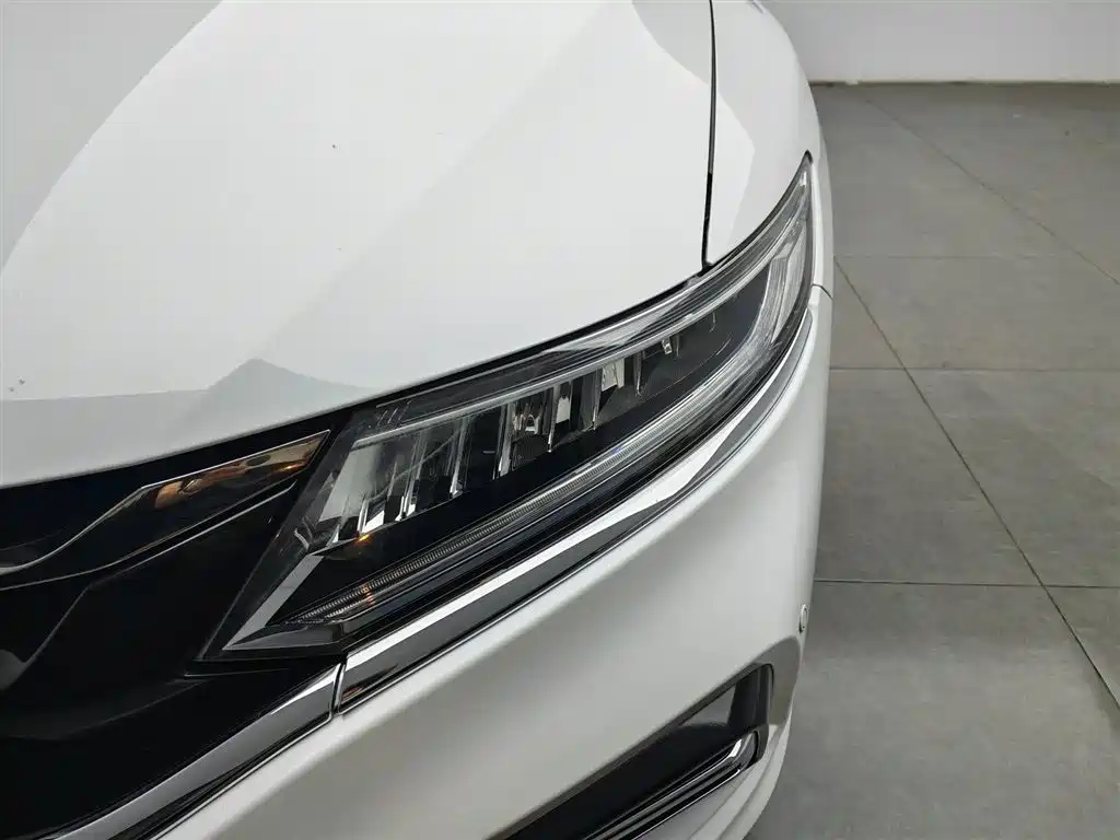 Honda Jade 2017 210TURBO CVT Luxury Edition 5-seater фото 7