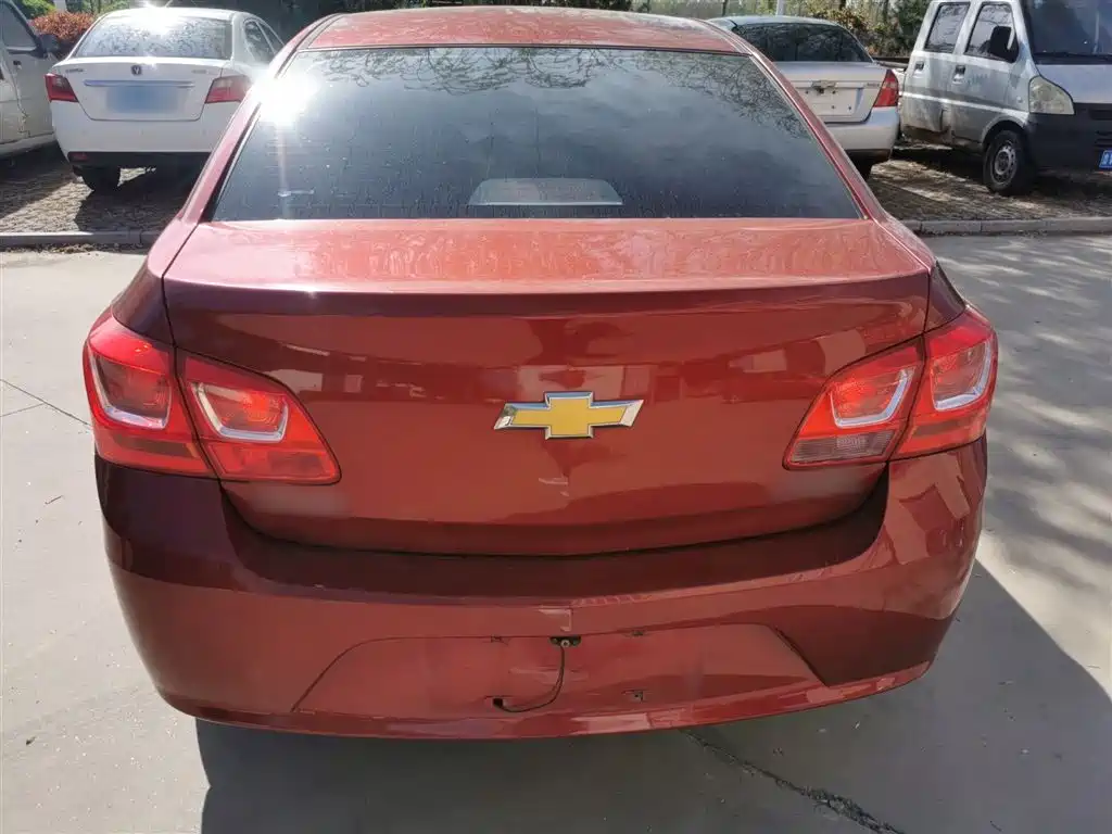 Chevrolet Cruze 2015 1.5L Classic SL MT фото 6