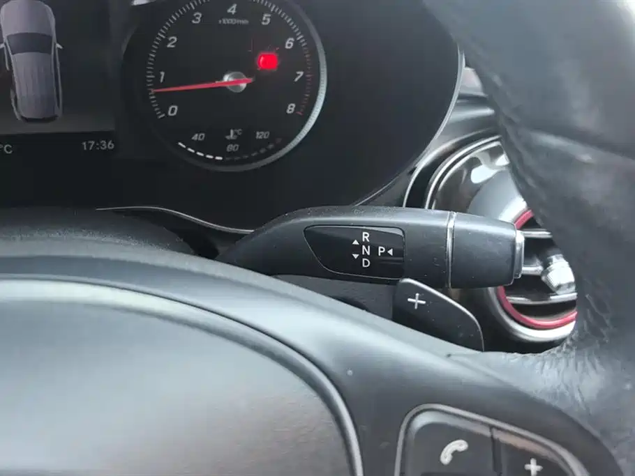 Mercedes-Benz GLC 2018 GLC 260 4MATIC Dynamic фото 16