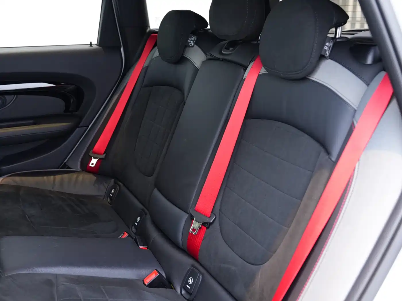 MINI JCW CLUBMAN 2021 2.0T JOHN COOPER WORKS ALL-IN фото 13
