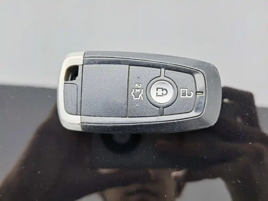 Photo 19 - Ford Edge