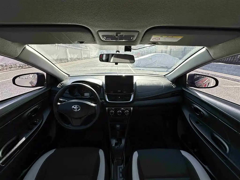 Toyota YARiS L Zhi Xuan 2022 Zhi Xuan X 1.5L CVT Leading PLUS Edition фото 6
