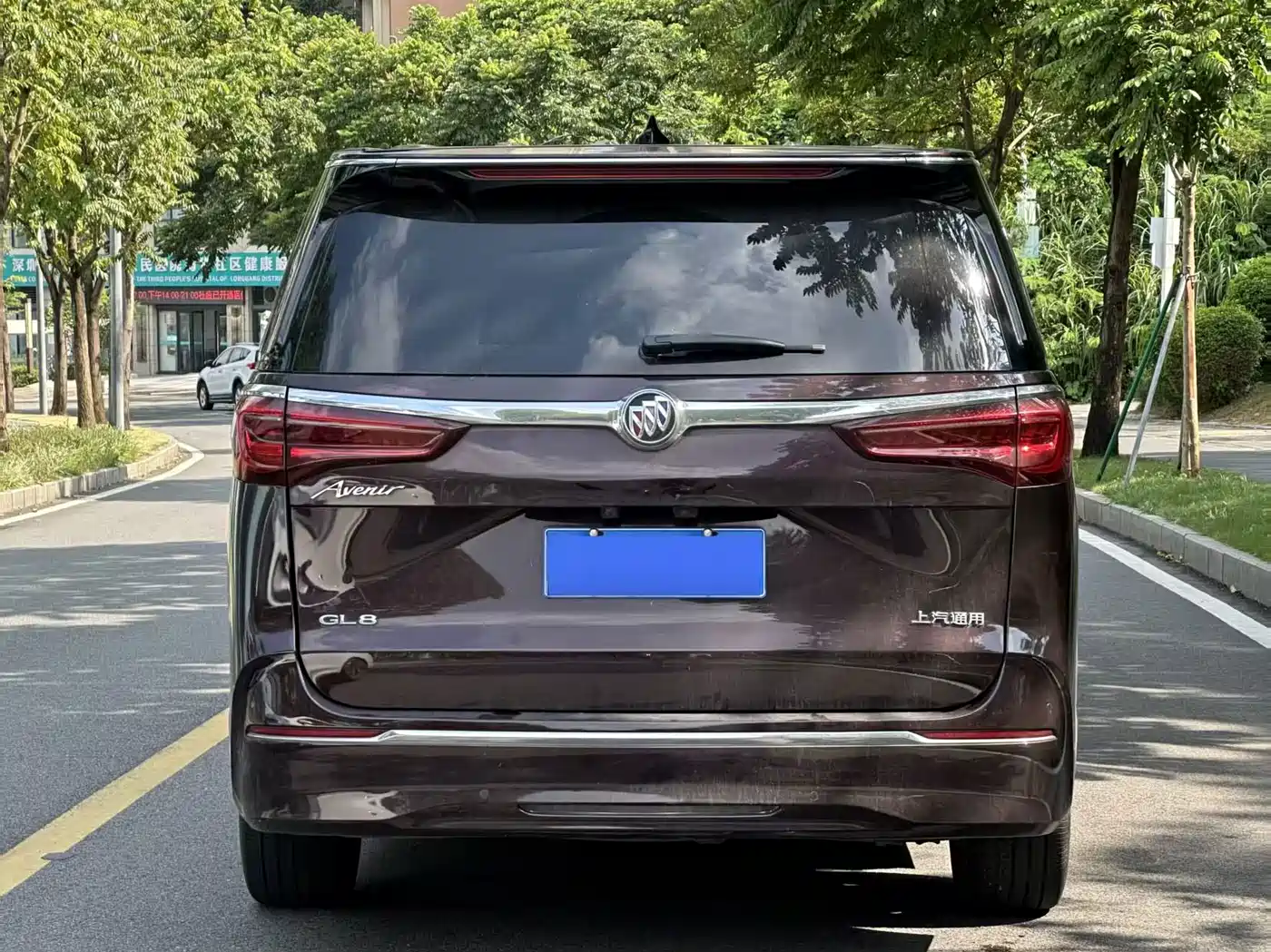Фото 8 - Buick GL8