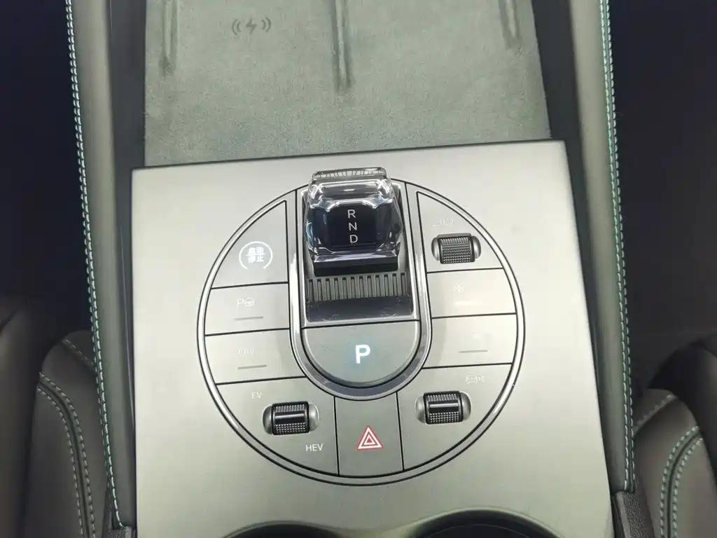 BYD Seal 06 New Energy 2025 2025 DM-i Smart Drive Edition 120KM Luxury