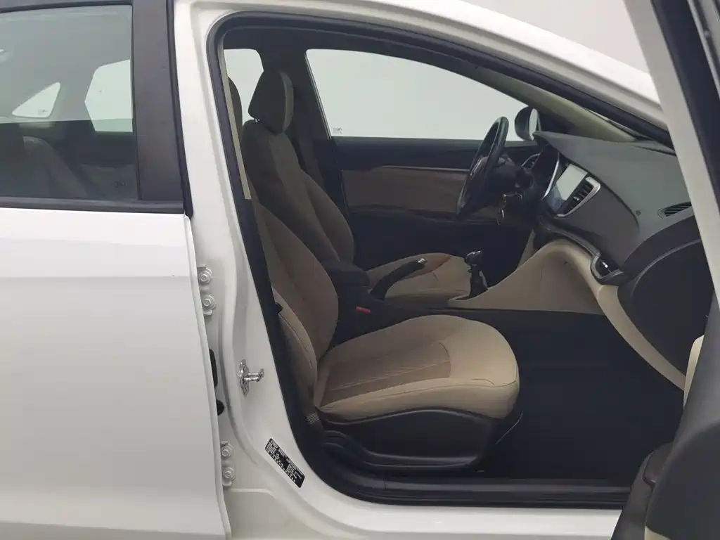 Фото 23 - Buick Excelle
