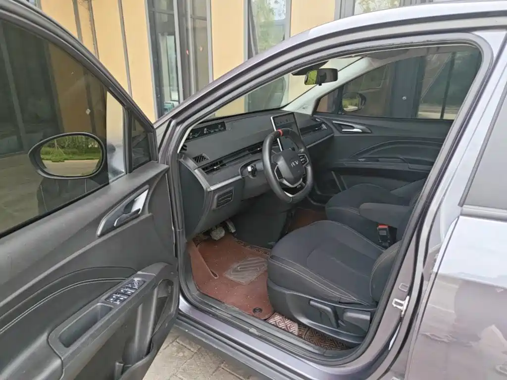 Nezha Auto Nezha V 2022 2021 Standard Range Entertainment Upgrade