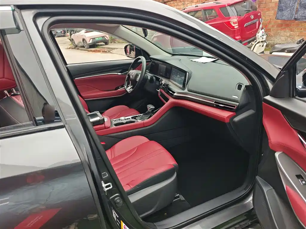 Фото 25 - Changan CS75 PLUS