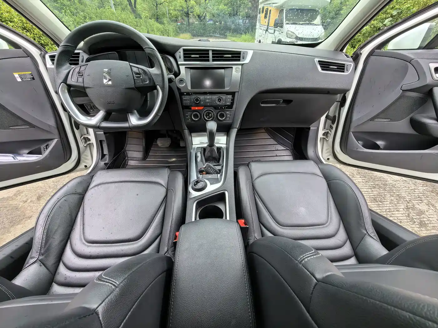 DS 6 2017 2017 1.6T Luxury Edition THP160