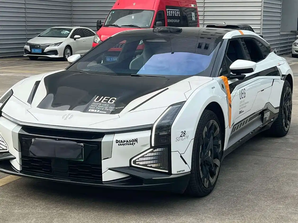 HiPhi Z 2023 5-Seater
