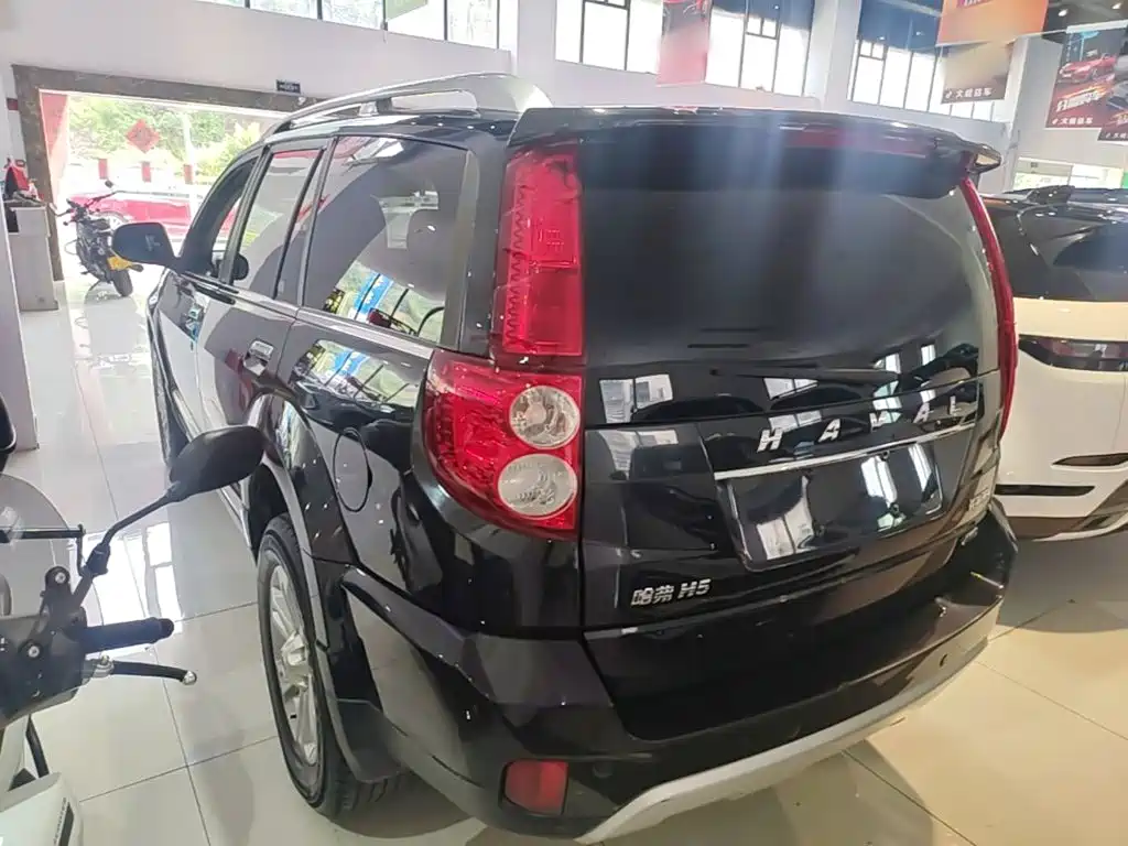 Haval H5 Classic 2019 2018 Classic 2.0T Diesel Manual 4WD Premium