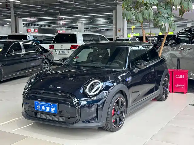 Mini MINI 1.5T COOPER, Purple, Night, Escape, Специальная