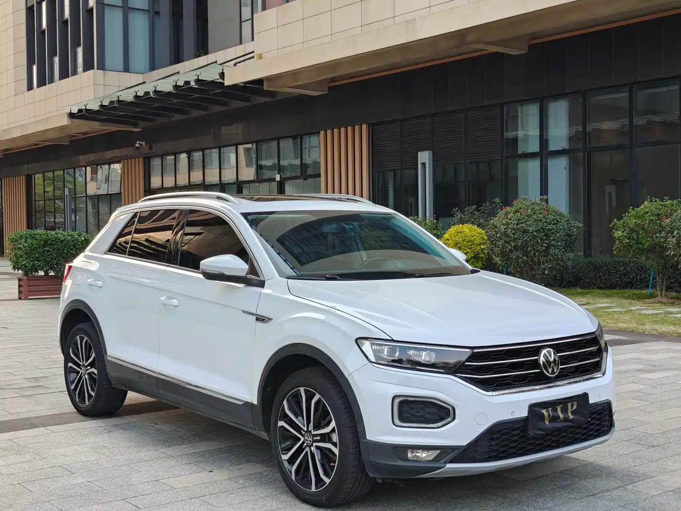 VOLKSWAGEN T ROC EXPLORING SONGS