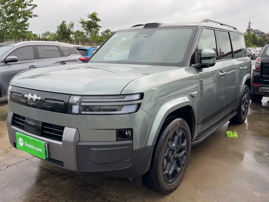 Fang Cheng Bao Titanium 7 2025 2025 AWD Base Model
