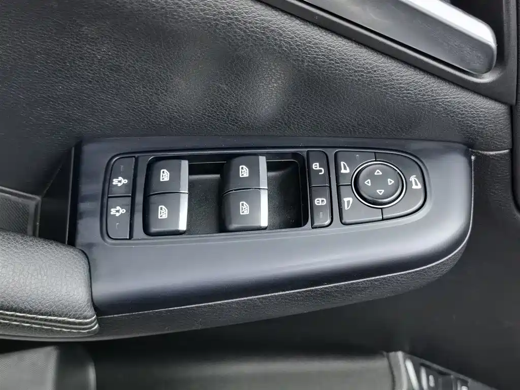 BYD TANG