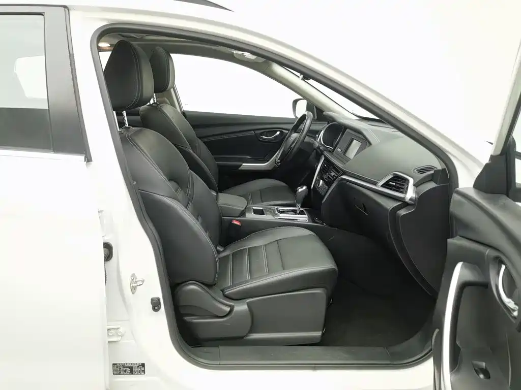 Venucia T90 2018 2017 2.0L CVT Smart Edition