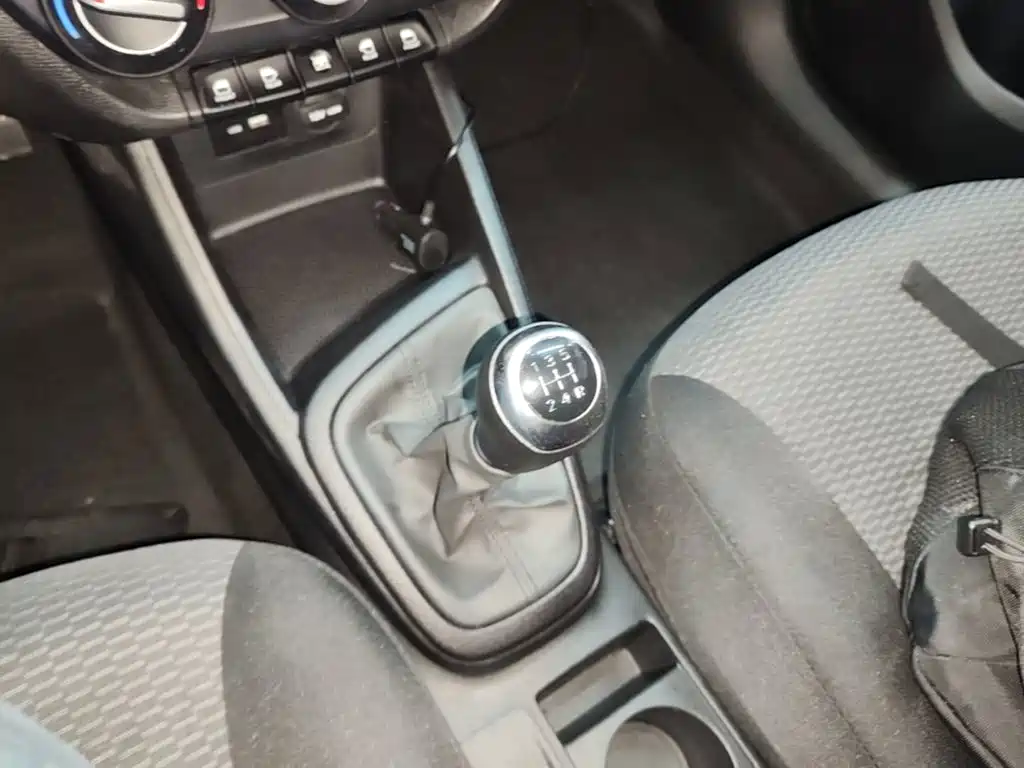 صورة 10 - Hyundai Verna