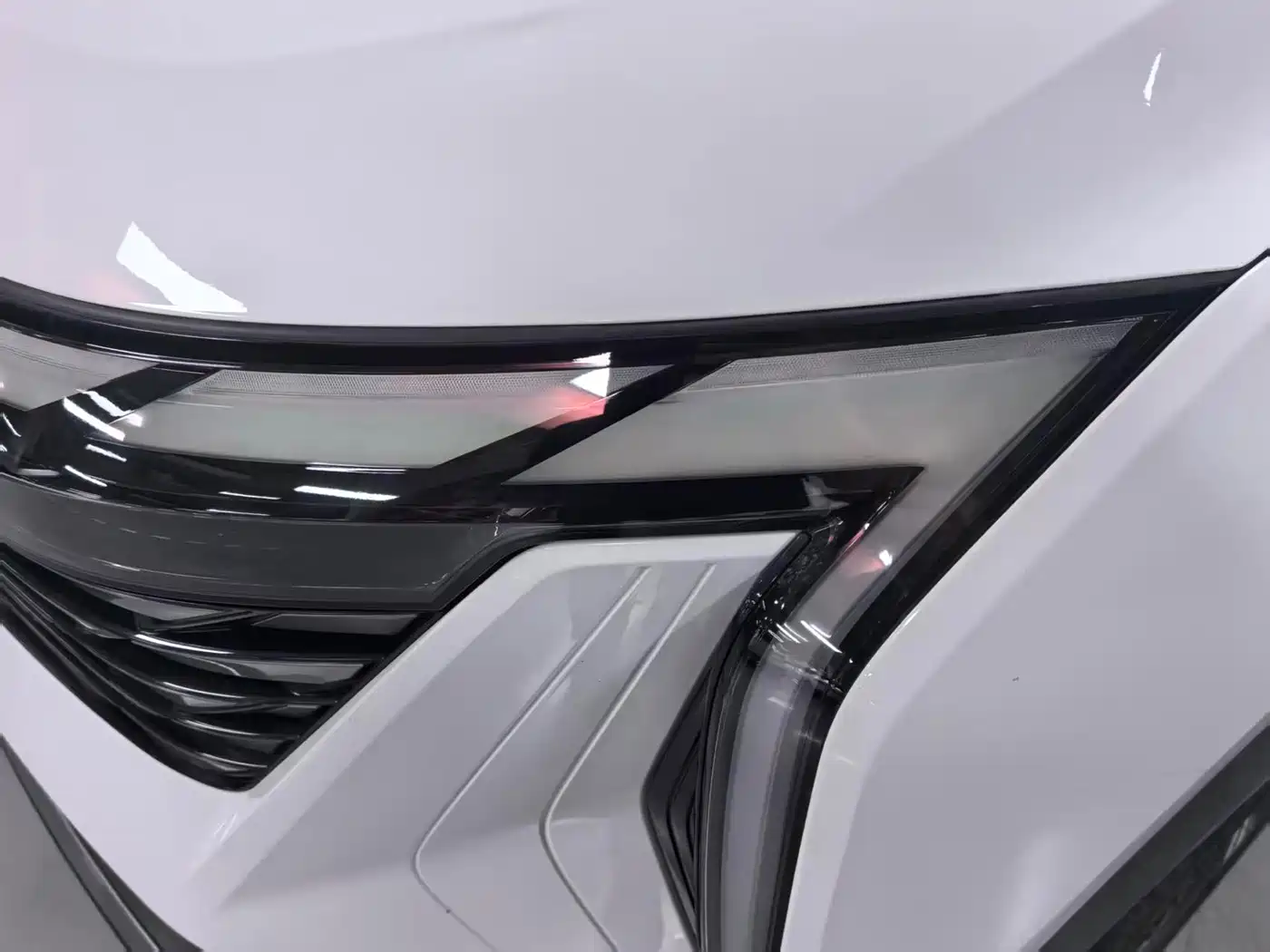 Фото 4 - Geely Boyue L