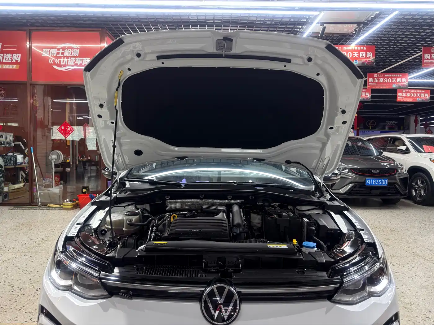  Volkswagen Golf 2023 Facelift 280TSI DSG R-Line Lite 30