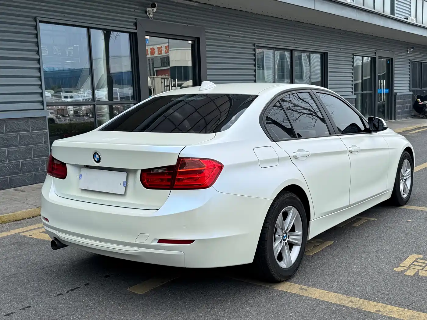 BMW 3 Series 2014 320i Fashion фото 12