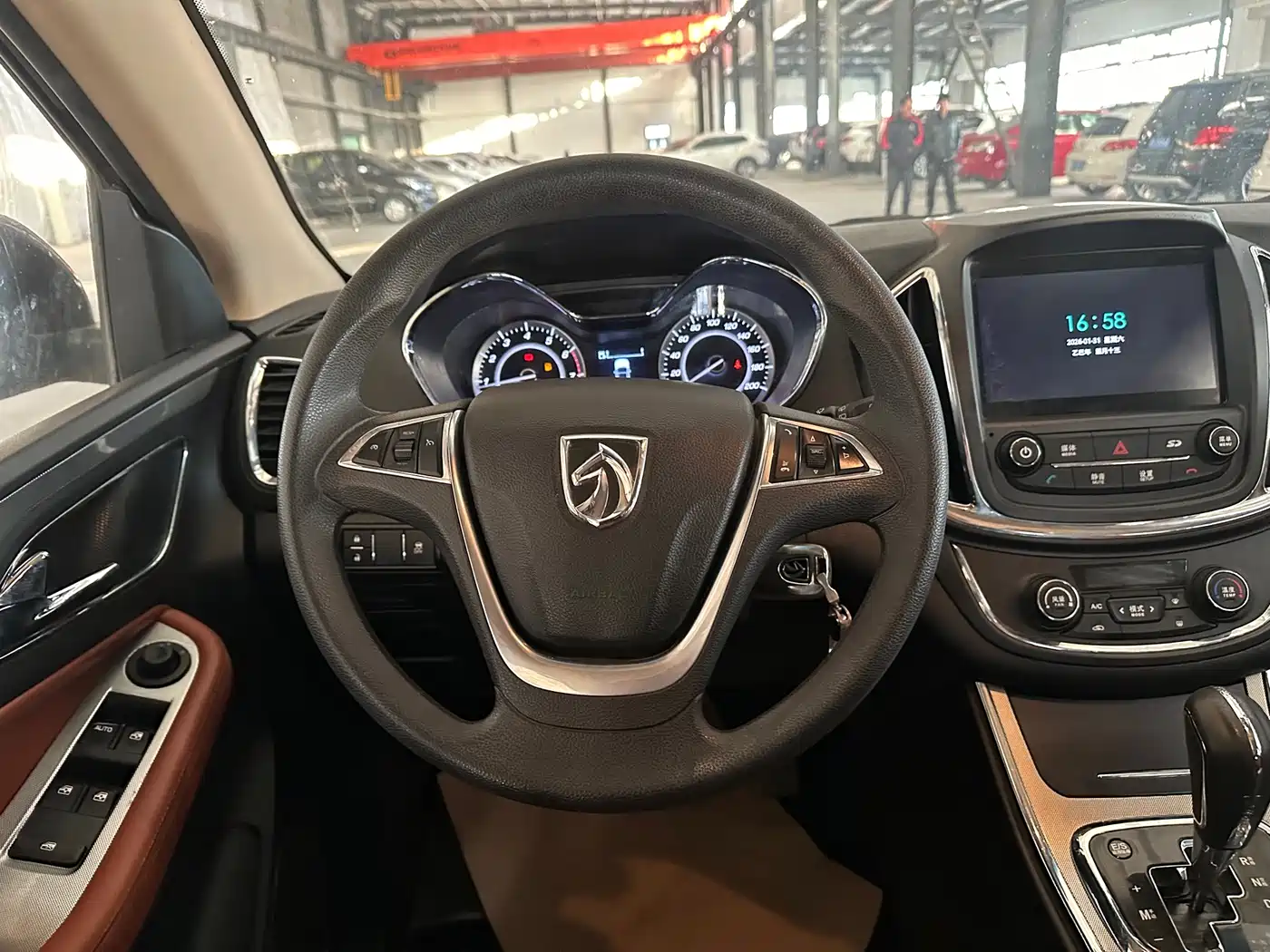 Baojun 560 2017 2017 1.8L iAMT Comfort