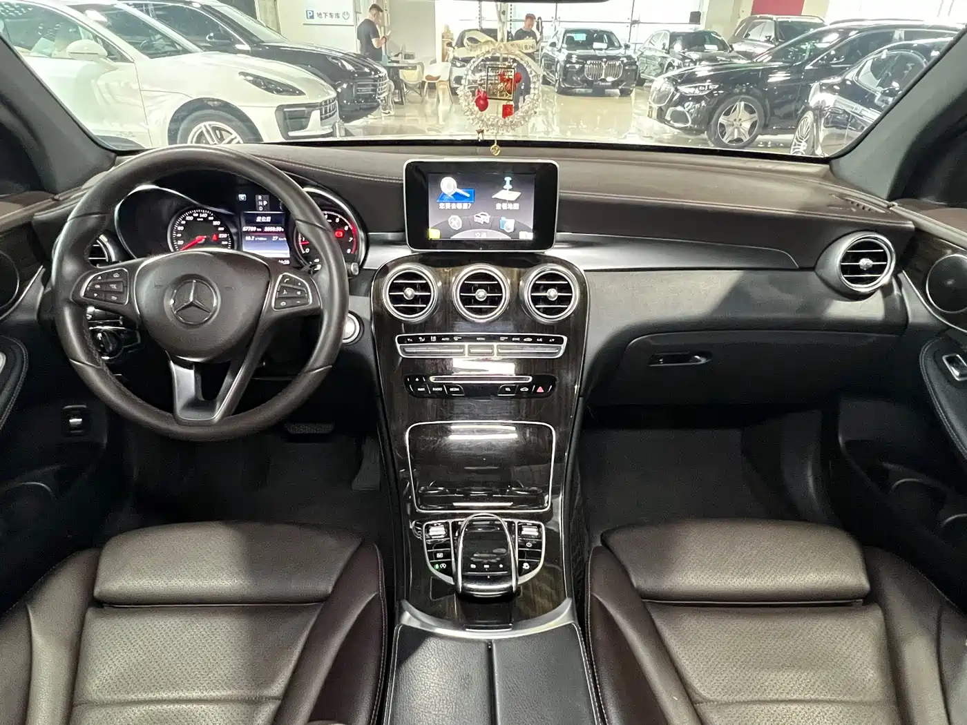 Mercedes-Benz GLC 2017 GLC 260 4MATIC Luxury фото 21