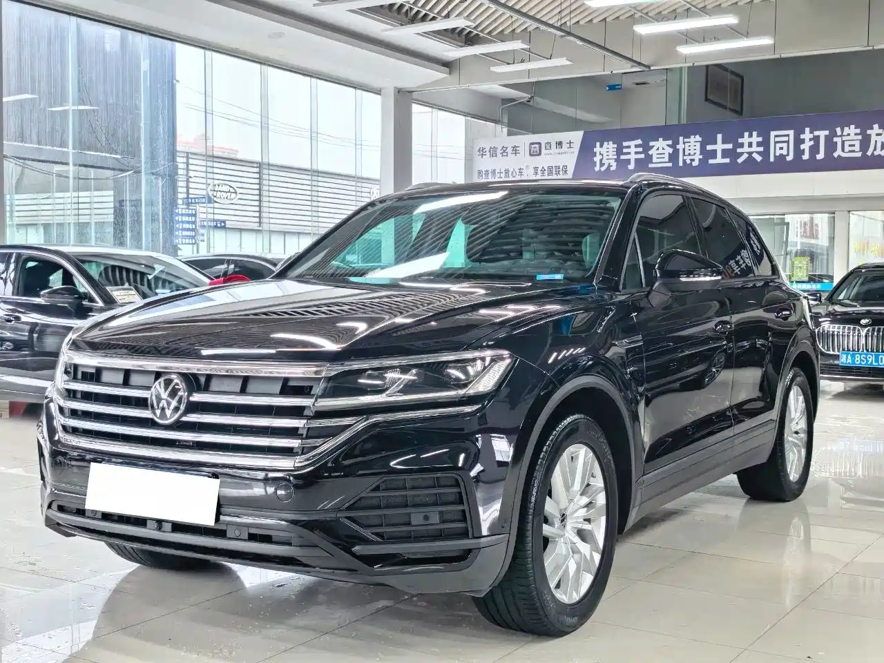 Volkswagen Touareg 2021 2.0TSI Pilot Special Edition