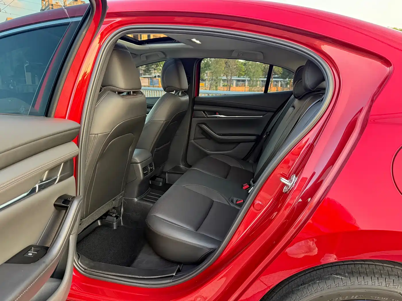 Mazda MAZDA3, миниатюра 13