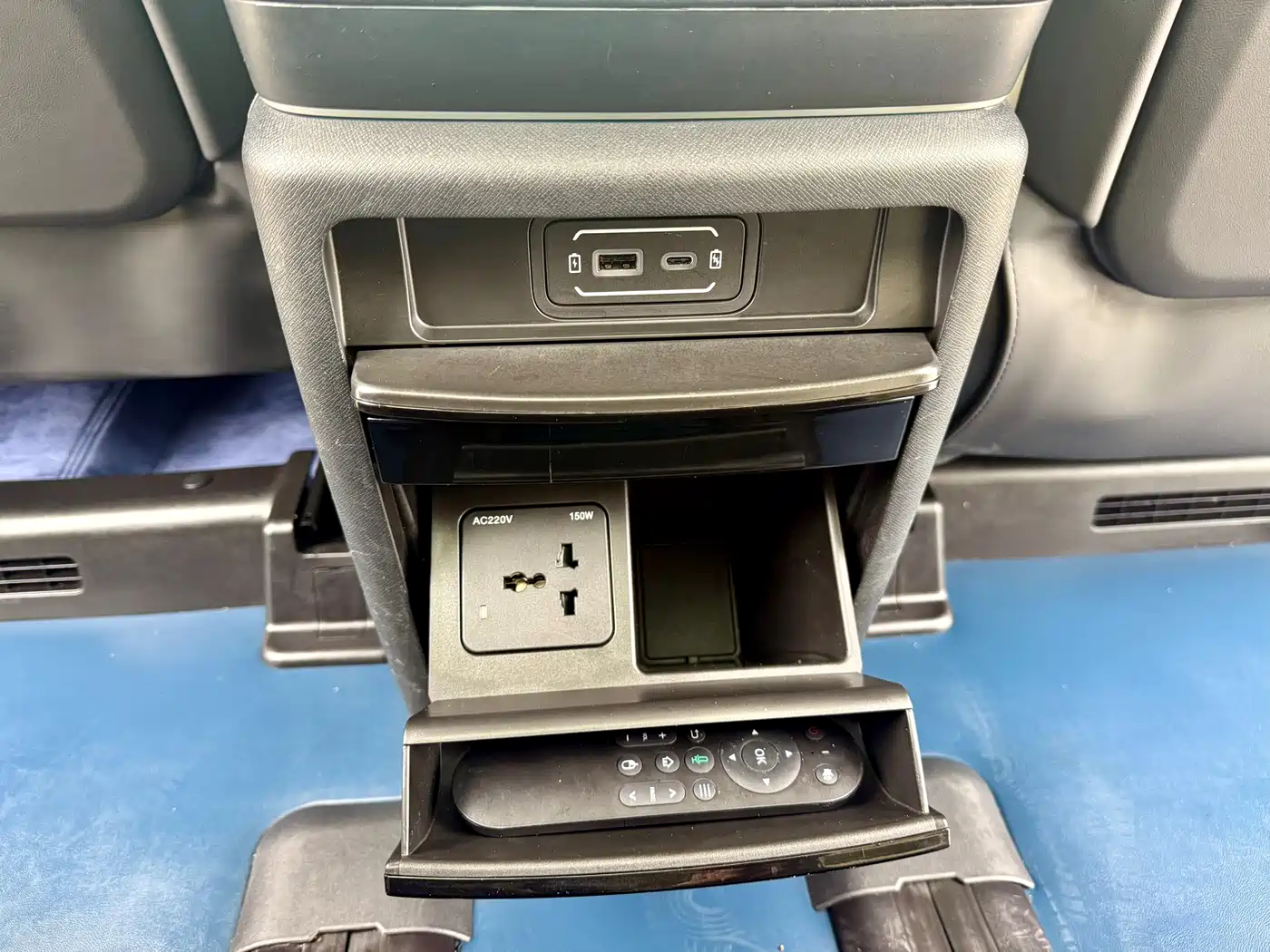 GAC Trumpchi Trumpchi E9 2023 E9 Grandmaster фото 16
