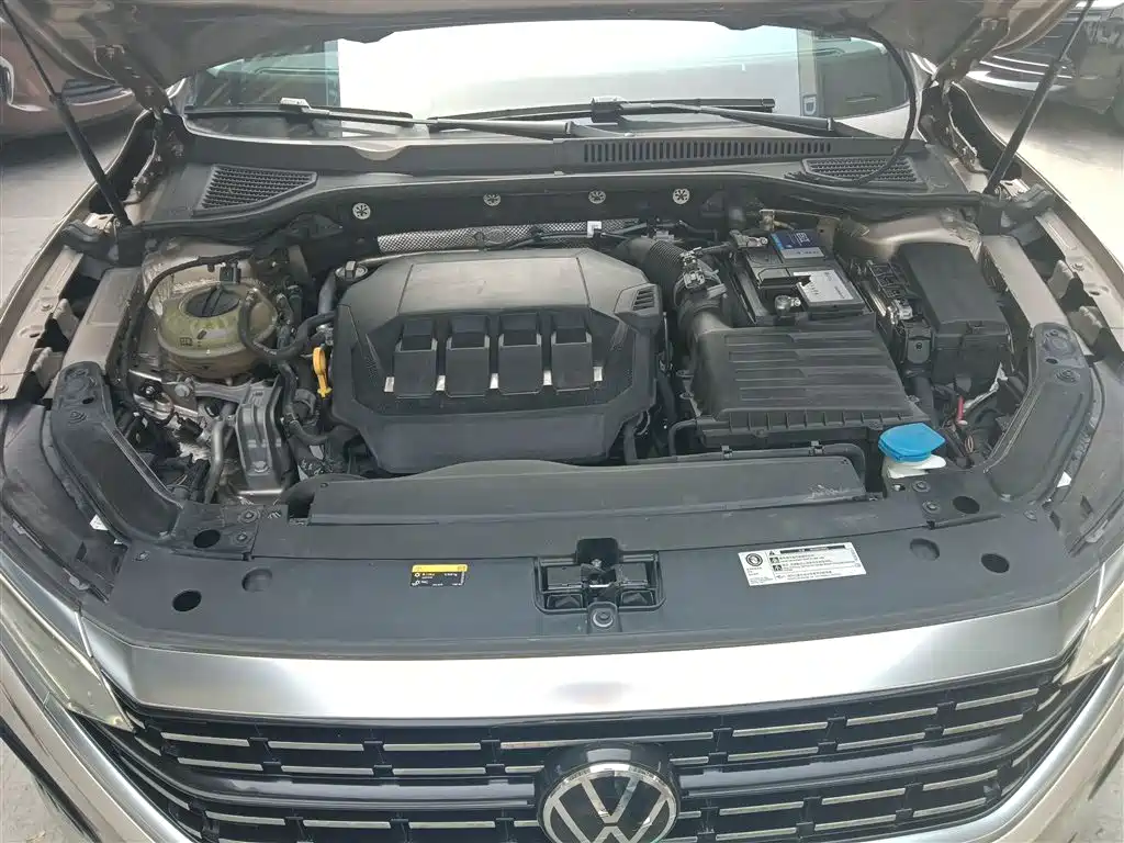 Volkswagen Passat 2022 330TSI Premium Edition фото 20