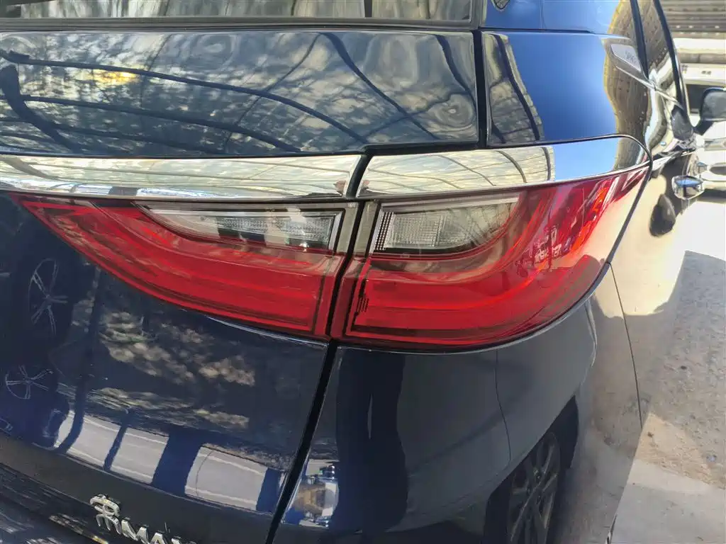 BYD Song MAX 2017 1.5T Auto Smart Elite 7-Seater фото 8