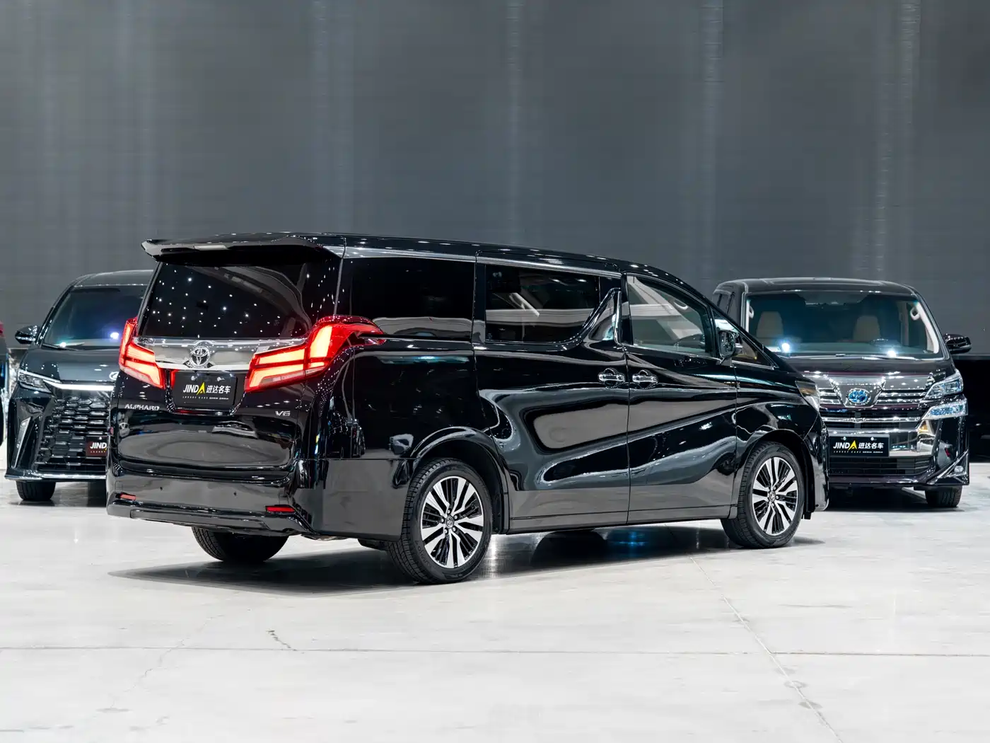 Toyota Alphard 2018 Facelift 3.5L Luxury Edition фото 3