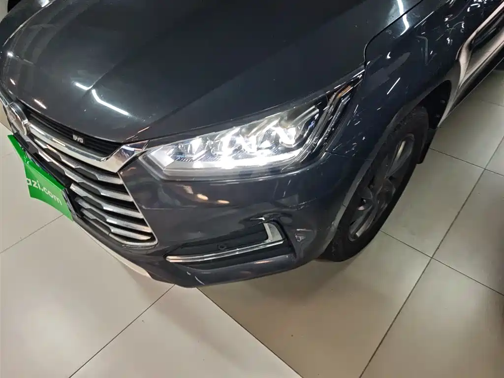 BYD Song 2019 1.5TI Automatic Smart Connection Yueyao Edition фото 18