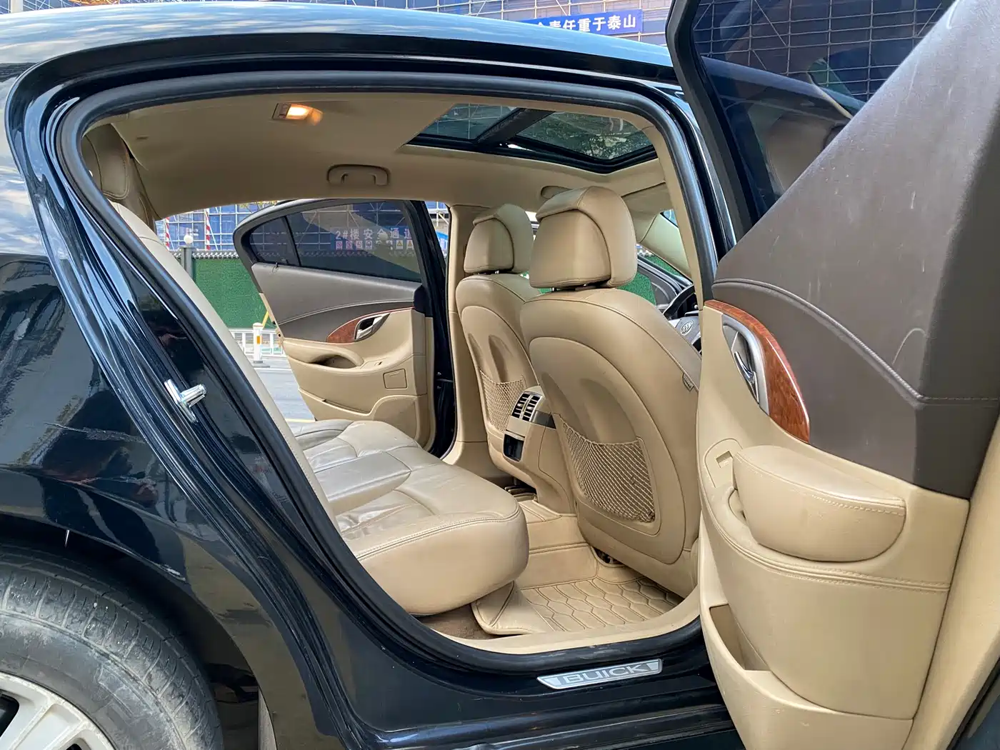 Buick LaCrosse 2011 2.4L SIDI Luxury Edition фото 12