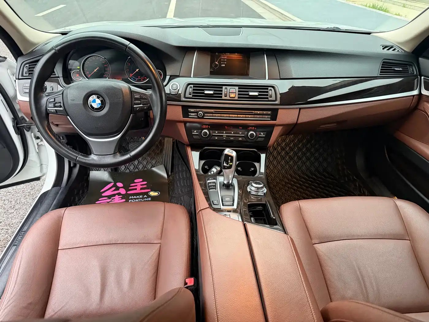 BMW 5 Series 2017 525Li Leading Edition фото 11