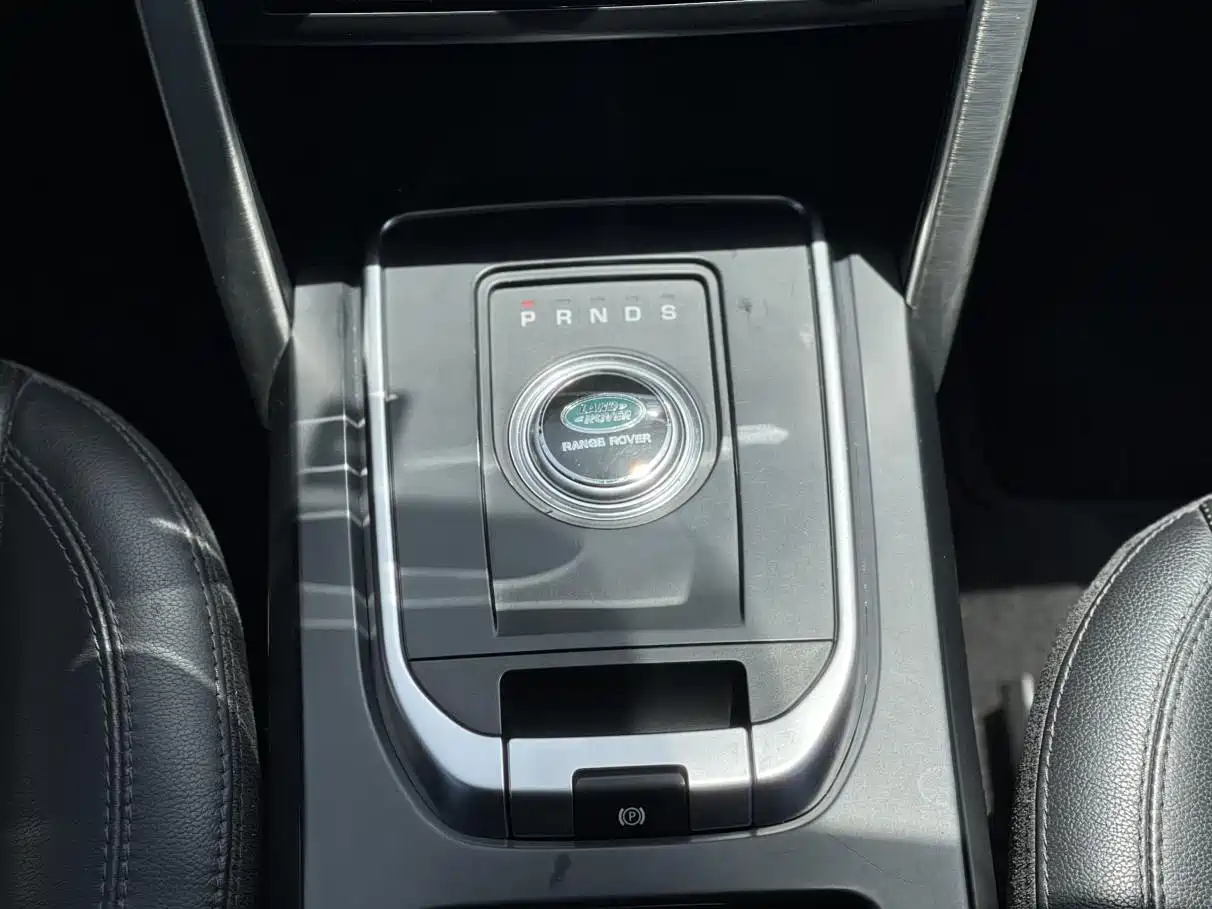 Фото 11 - Land Rover Discovery Sport