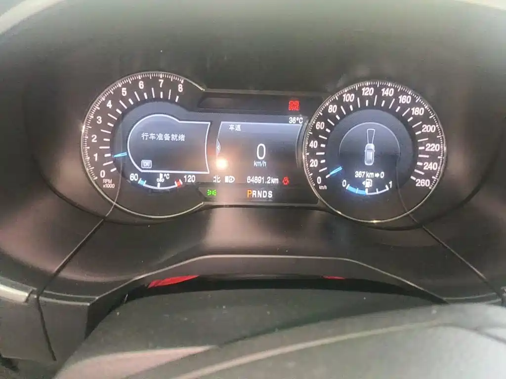 Фото 4 - Ford Edge