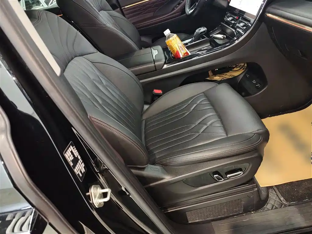 GAC Trumpchi Trumpchi M8 2024 Master Series 400T Ultimate Edition фото 19