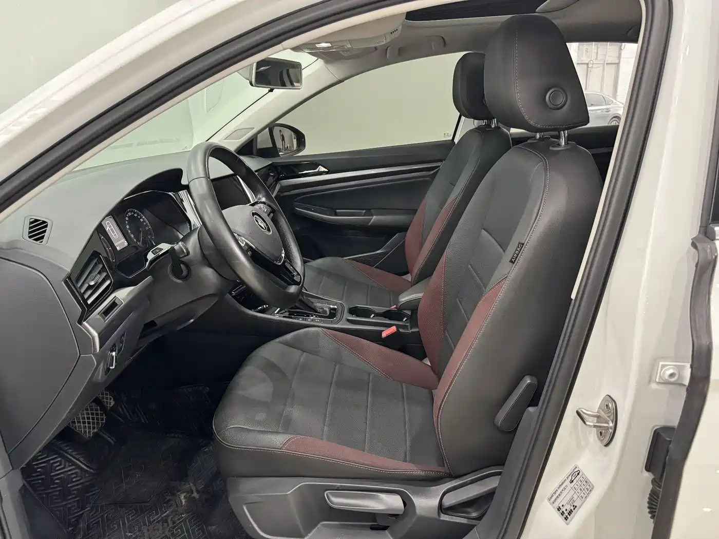 Volkswagen Bora 2021 1.5L Automatic Elite Smart Edition фото 10