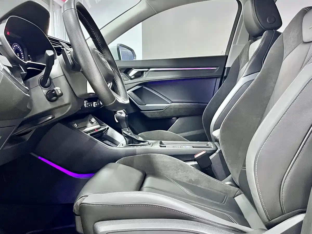 Audi Q3 Sportback 2020 40 TFSI Fashion фото 4