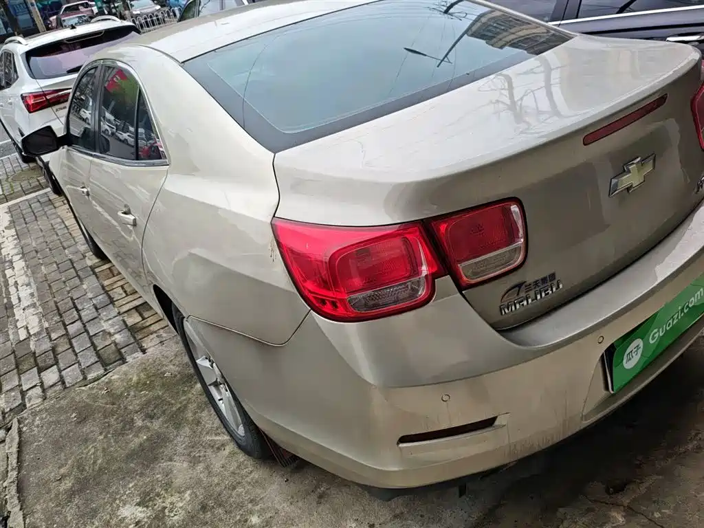 Chevrolet Malibu 2014 2.0L Automatic Comfort фото 5