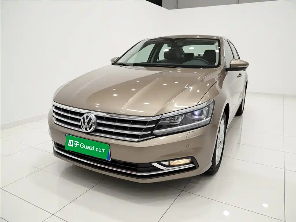 Volkswagen Passat 2016 330TSI DSG Executive Edition фото 3