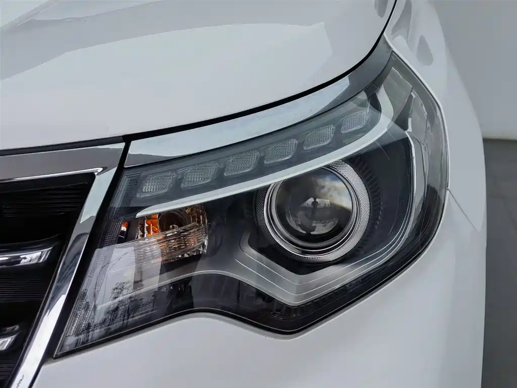 Kia Sportage 2019 2.0L Automatic Smart Luxury Edition фото 7