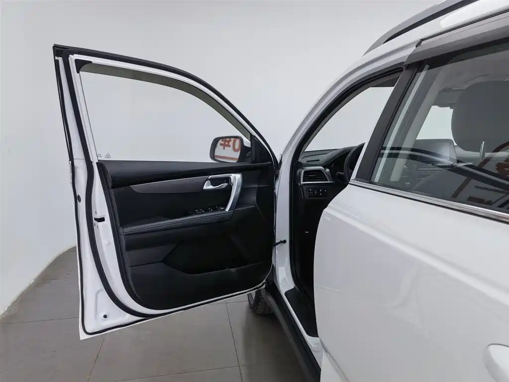 Kia Sportage 2019 2.0L Automatic Smart Luxury Edition фото 8