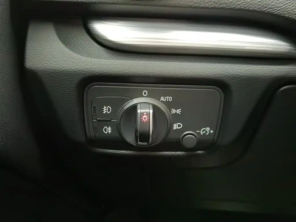 Audi A3 2016 Limousine 40 TFSI Style фото 21