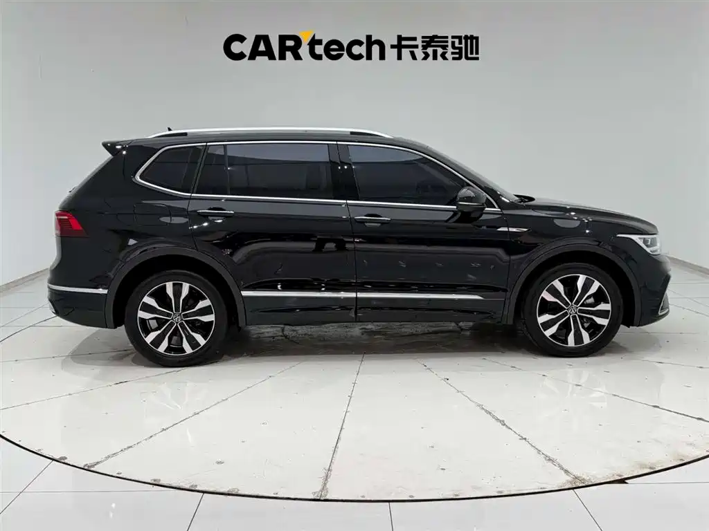 Volkswagen Tiguan L 2024 330TSI Automatic 2WD R-Line Premium Enjoyment Edition фото 12
